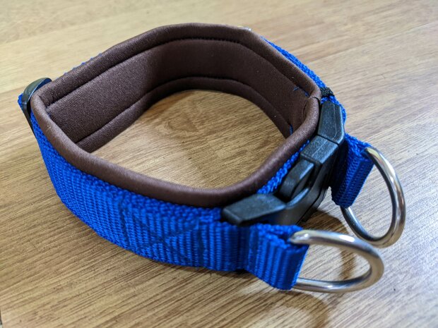 Extra safe side release collar size M (36-45cm)